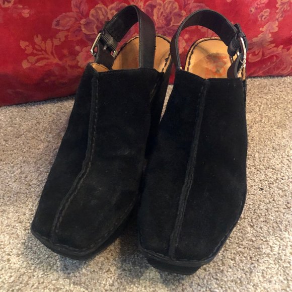 Black Open Back Wedged Booties - Picture 1 of 3